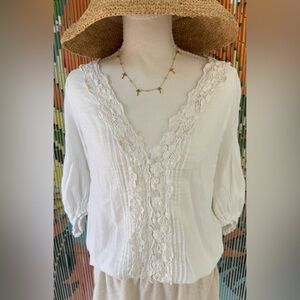Ryu Cream Lace Detail Blouse